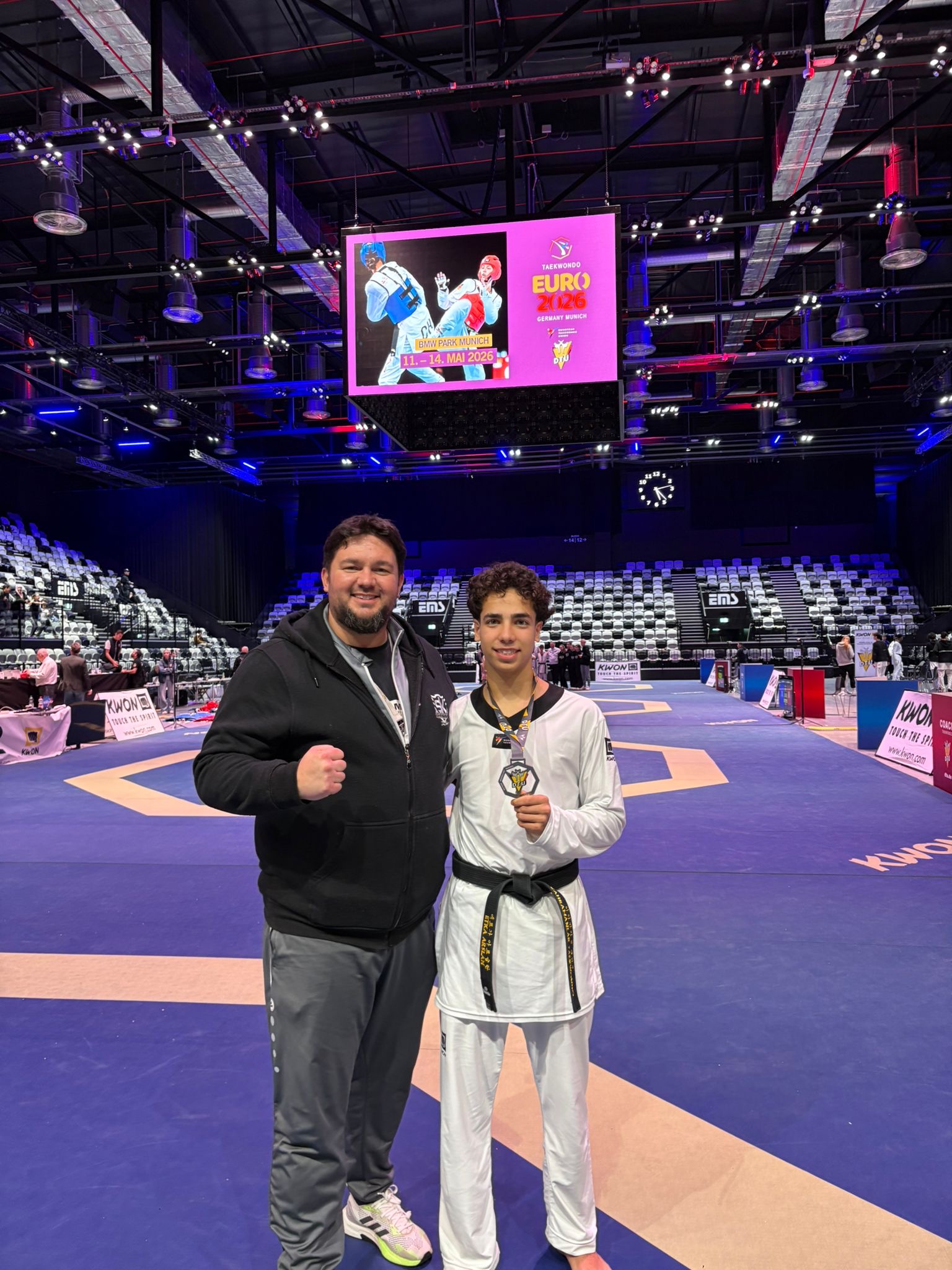 d0593636-da1b-4a4e-b022-9d9cbac54975